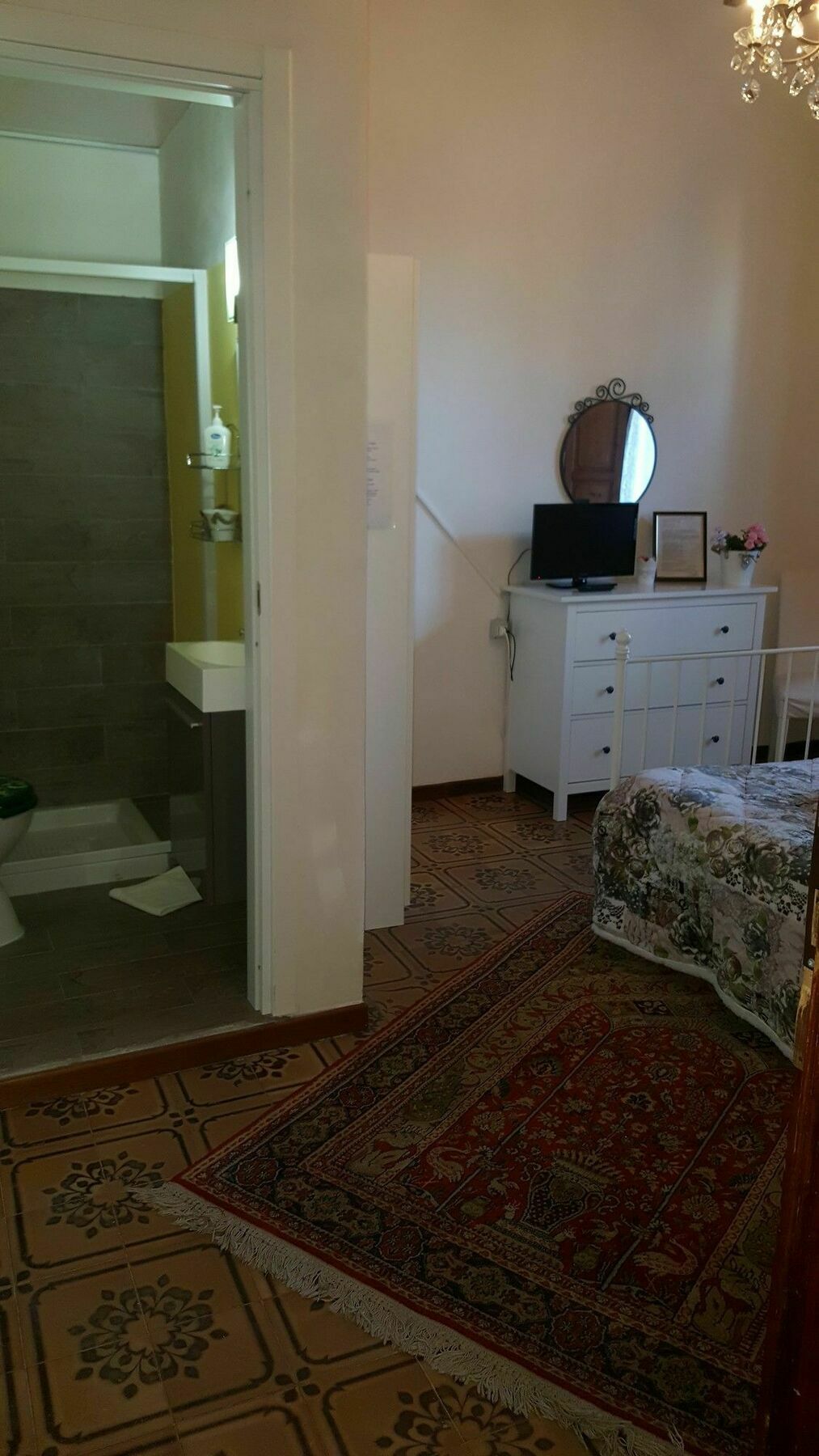 B&B Central Toma 2 Montecatini Terme Eksteriør billede